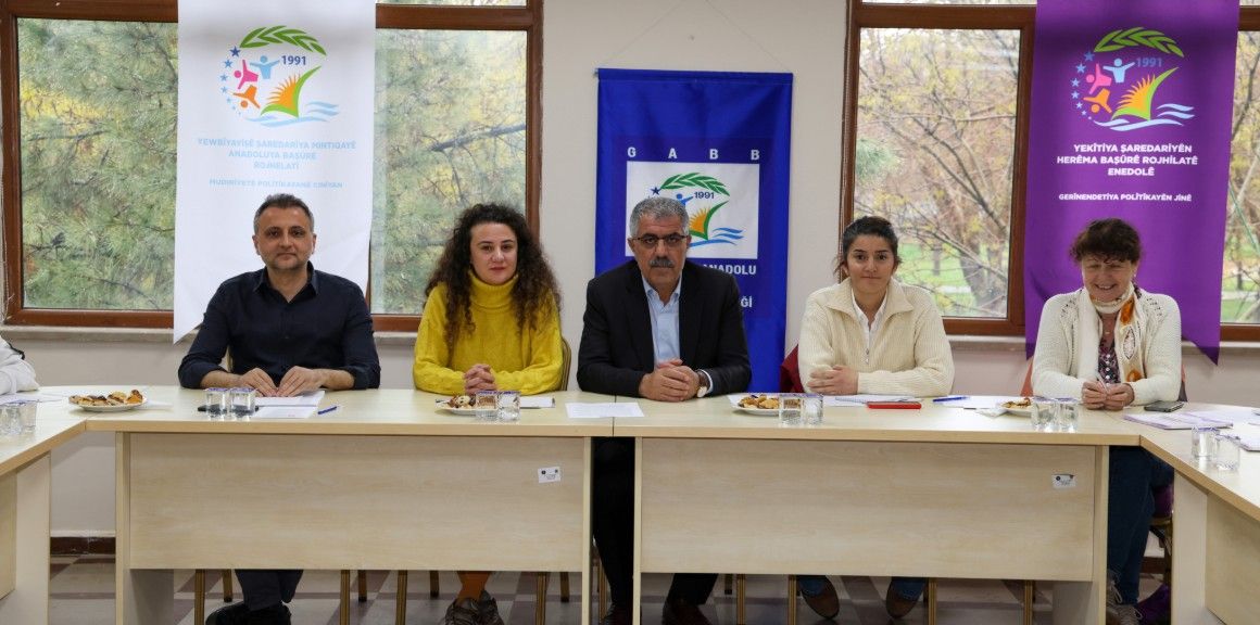 Fransa Kürt Dostluk Derneği ve Cardedeu Belediyesi Heyetinden Birliğimize Ziyaret