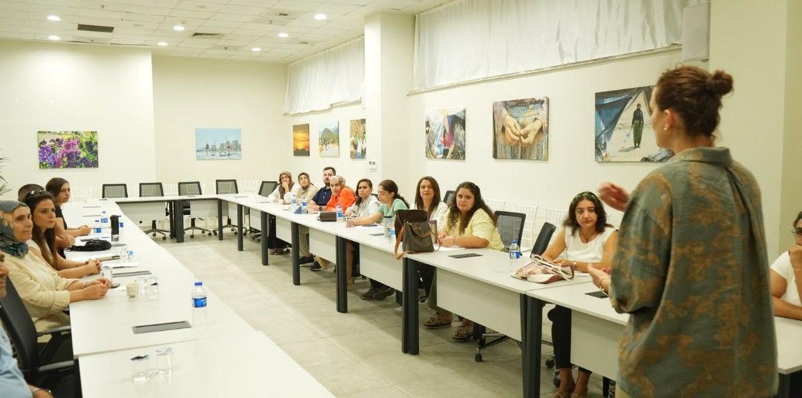 Kayapınar  ve  Edremit Belediyelerinde “Toplumsal Cinsiyetin Özgürleştirilmesi” Eğitimi